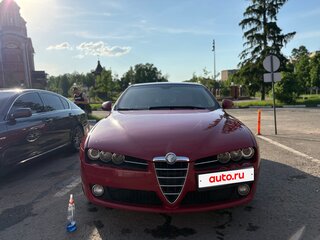 2008 Alfa Romeo 159, красный, 790000 рублей, вид 2