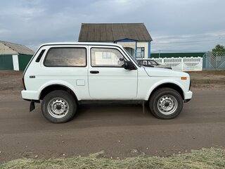 2010 Lada (ВАЗ) 2121 (4x4) Фора I Рестайлинг, белый, 360000 рублей, вид 4