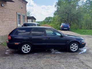 2004 Volvo V40 I Рестайлинг, синий, 265999 рублей, вид 4