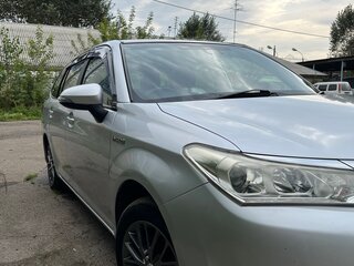 2015 Toyota Corolla Fielder XI (E160, E170, E180) Рестайлинг 1, серебристый, 1200000 рублей, вид 3