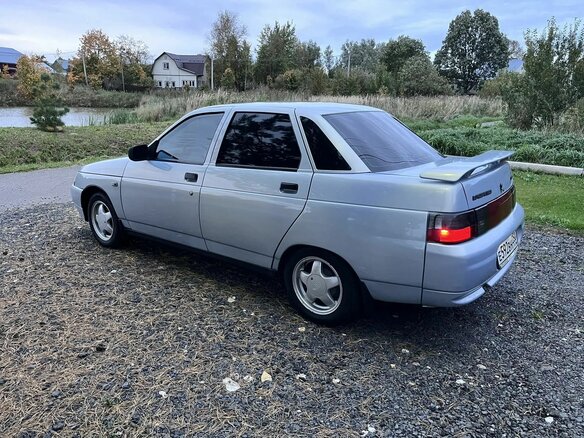 2004 Lada (ВАЗ) 2110, серебристый, 330000 рублей - вид 10