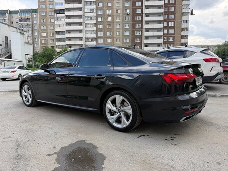 2020 Audi A4 45 TFSI V (B9) Рестайлинг, чёрный, 2800000 рублей, вид 4