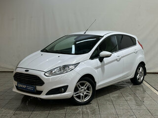 2016 Ford Fiesta Mk6 Рестайлинг, белый, 660000 рублей, вид 1