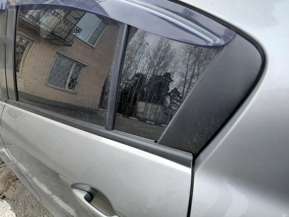 2012 Mazda 3 II (BL) Рестайлинг, серебристый, 680000 рублей - вид 17