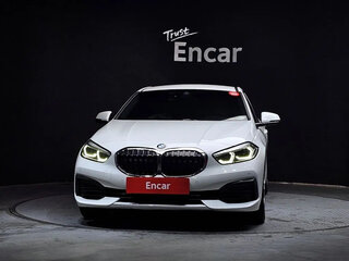 2021 BMW 1 серии 118d III (F40), белый, 2600000 рублей, вид 2