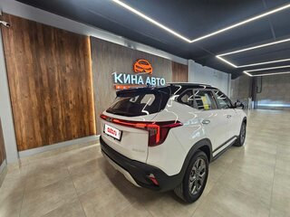 2026 Kia Seltos I Рестайлинг, белый, 1880000 рублей, вид 3