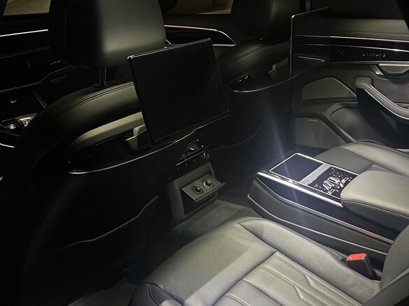 2021 Audi A8 Long 55 TFSI IV (D5), чёрный, 6800000 рублей - вид 5