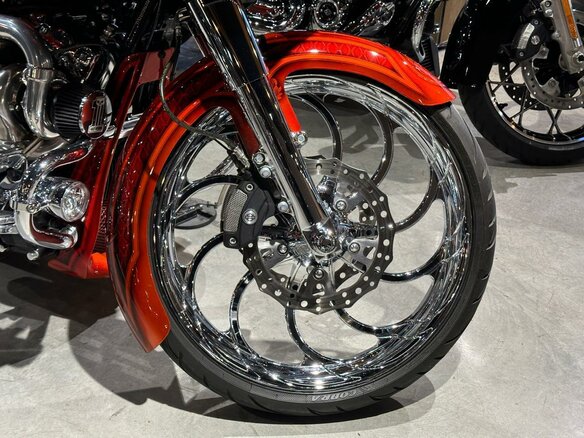 2016 Harley-Davidson Road Glide, чёрный, 4500000 рублей - вид 1