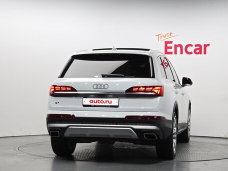 2024 Audi Q7 55 TFSI II (4M) Рестайлинг 2, белый, 10720000 рублей, вид 4