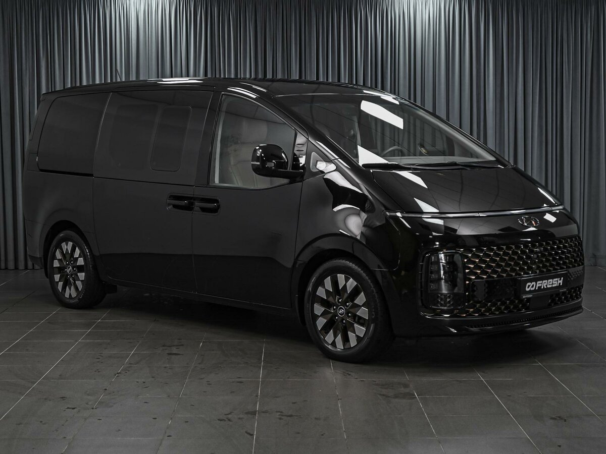 Открыть фотографии: Hyundai Staria I
