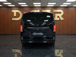 2026 Mercedes-Benz V-Класс Extra Long 300 d экстра длинный III (W447) Рестайлинг 2, чёрный, 13881660 рублей, вид 5