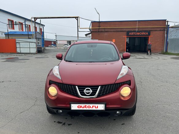 2014 Nissan Juke I, красный