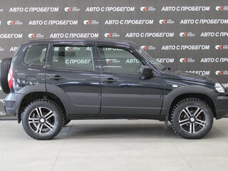 2019 Chevrolet Niva I Рестайлинг, чёрный, 748000 рублей, вид 3