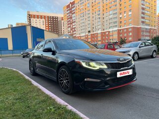 2019 Kia Optima IV Рестайлинг, чёрный, 2000000 рублей, вид 3
