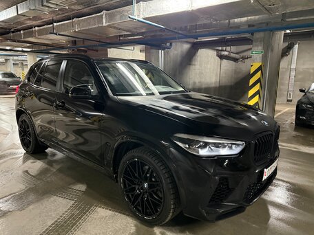 2020 BMW X5 30d IV (G05/G18), чёрный, 6440000 рублей, вид 2