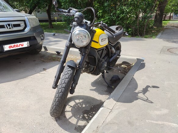 2015 Ducati Scrambler 800, жёлтый, 420000 рублей - вид 3