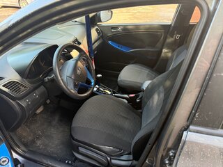 2011 Hyundai Solaris I, чёрный, 780000 рублей, вид 5