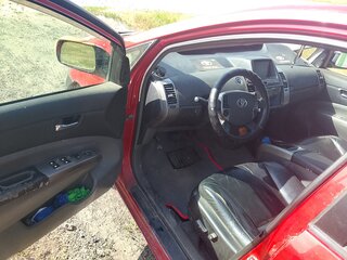 2007 Toyota Prius II Рестайлинг (XW20), красный, 700000 рублей, вид 4