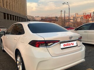 2022 Toyota Corolla XII (E210), белый, 1850000 рублей, вид 5