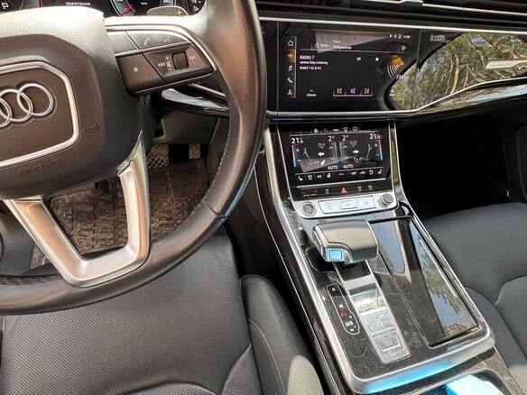 2020 Audi Q7 45 TDI II (4M) Рестайлинг, бежевый, 8750000 рублей - вид 7