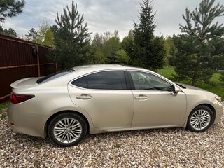 2016 Lexus ES 200 VI Рестайлинг, бежевый, 2350000 рублей, вид 3