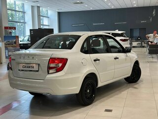 2026 Lada (ВАЗ) Granta I Рестайлинг, белый, 845000 рублей, вид 3