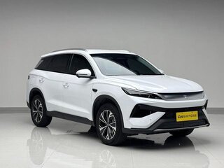 2025 BYD Song Pro 18.3 kWh I Рестайлинг 3, белый, 3200000 рублей, вид 3