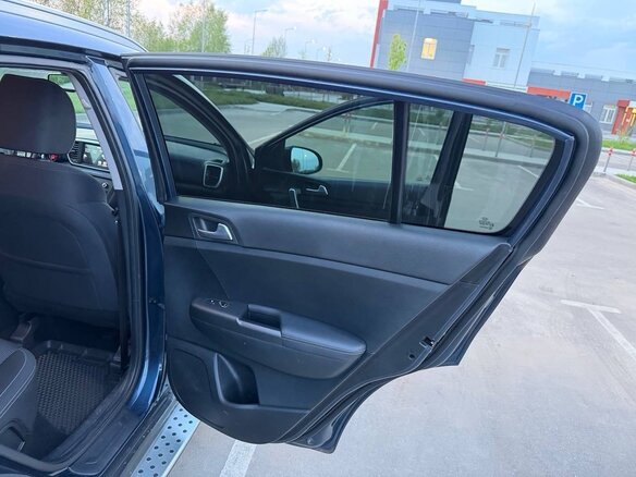 2021 Kia Sportage IV Рестайлинг, синий, 2490000 рублей - вид 39