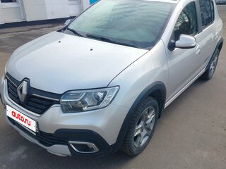 2019 Renault Sandero Stepway II Рестайлинг, серебристый, 980000 рублей, вид 1