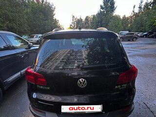 2012 Volkswagen Tiguan I Рестайлинг, чёрный, 1400000 рублей, вид 3