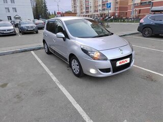 2010 Renault Scenic III, серебристый, 650000 рублей, вид 4