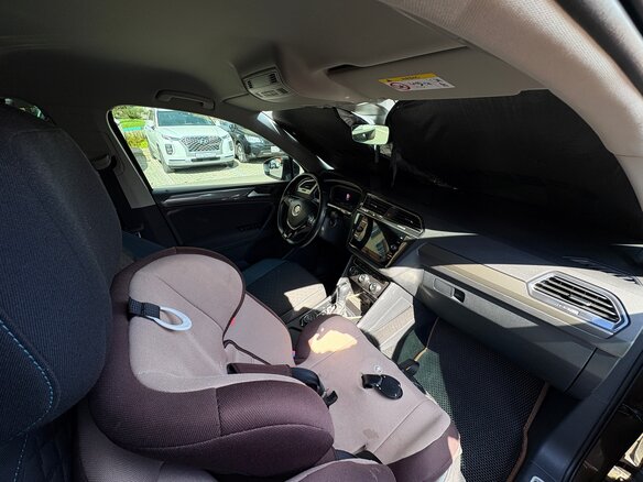 2019 Volkswagen Tiguan II, коричневый, 2850000 рублей - вид 7