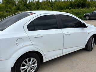 2012 Chevrolet Aveo II, белый, 650000 рублей, вид 4