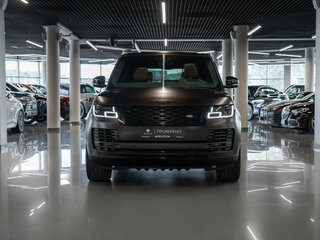 2019 Land Rover Range Rover IV Рестайлинг, коричневый, 7500000 рублей, вид 3