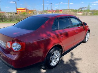 2008 Volkswagen Jetta V, пурпурный, 700000 рублей, вид 3