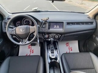 2022 Honda Vezel I Рестайлинг, белый, 1490000 рублей, вид 4