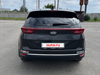 2020 Kia Sportage IV Рестайлинг, чёрный, 2010000 рублей, вид 4