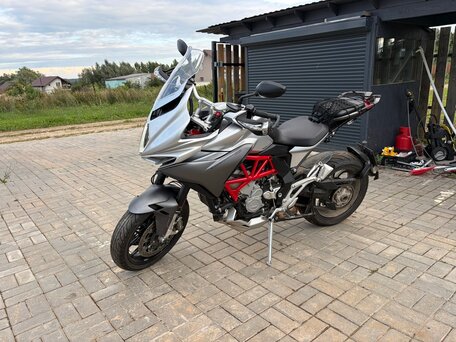 2018 MV Agusta Turismo Veloce 800, серебристый, 789000 рублей, вид 2