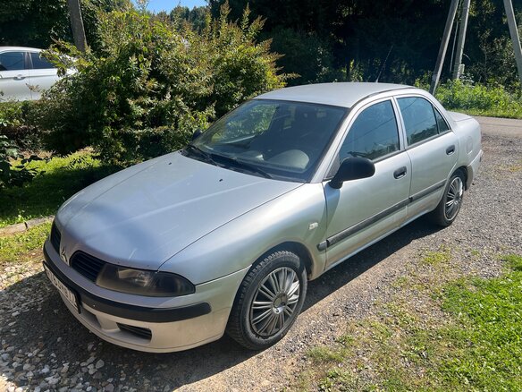 2003 Mitsubishi Carisma I Рестайлинг, серебристый
