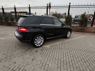 2014 Mercedes-Benz M-Класс 400 III (W166), чёрный, 2100000 рублей, вид 4