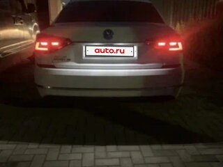 2016 Volkswagen Passat (North America and China) I Рестайлинг, белый, 1650000 рублей, вид 5