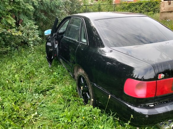 1999 Audi A8 I (D2) Рестайлинг, чёрный, 440000 рублей - вид 6