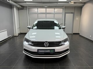 2016 Volkswagen Jetta VI Рестайлинг, белый, 1215000 рублей, вид 2