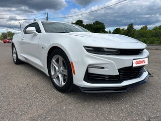 2022 Chevrolet Camaro VI Рестайлинг, белый, 2900000 рублей, вид 1