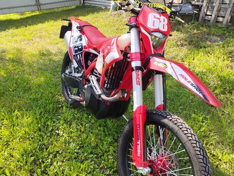 2023 Regulmoto Holeshot, красный, 199000 рублей, вид 3