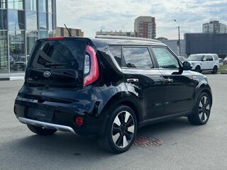 2018 Kia Soul II Рестайлинг, чёрный, 1750000 рублей, вид 5