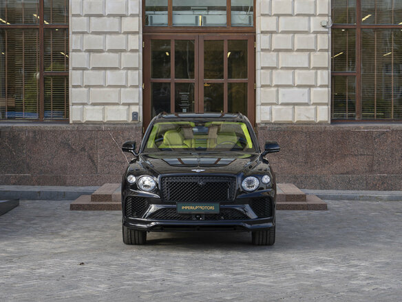 2025 Bentley Bentayga I Рестайлинг, чёрный, 43500000 рублей - вид 1