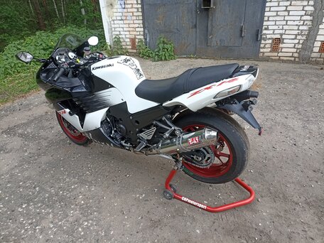 2006 Kawasaki ZZR 1400, белый, 720000 рублей, вид 5