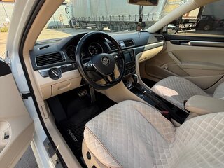 2016 Volkswagen Passat (North America and China) I Рестайлинг, белый, 1700000 рублей, вид 5