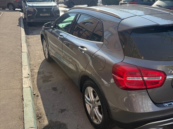 2015 Mercedes-Benz GLA 250 I (X156), серый, 2150000 рублей - вид 9